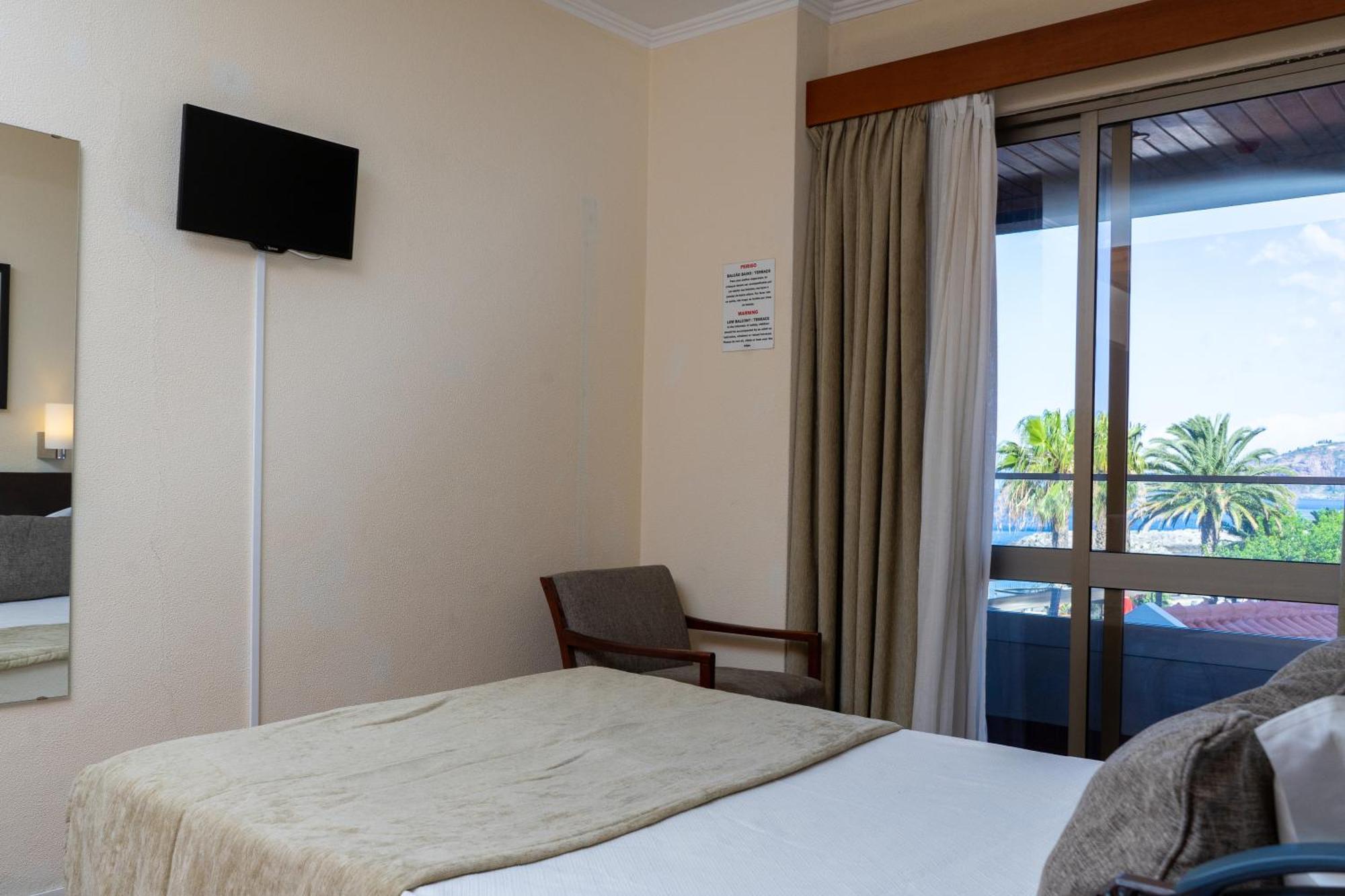 Flag Hotel Madeira - Ribeira Brava Exterior photo